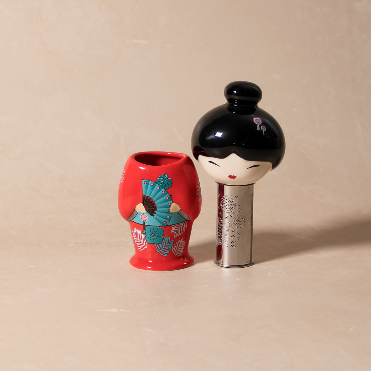 TEAFAN MAIKO - Théière Design Allemand Idées Cadeau Élégante Facile à Nettoyer