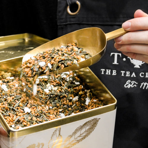 Why We Scoop Loose Leaf Tea By Hand